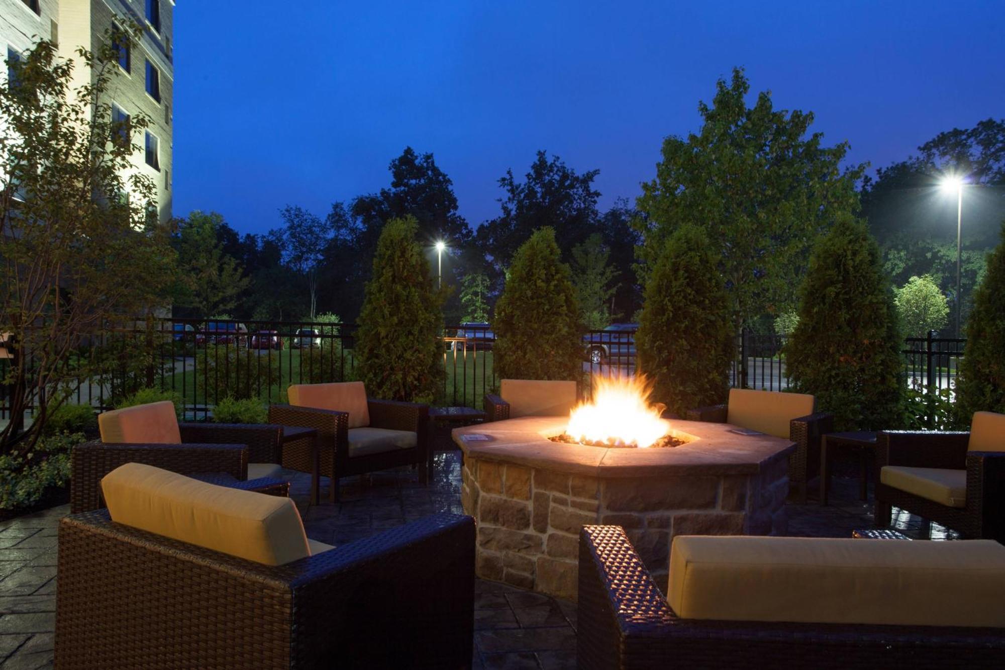 Courtyard By Marriott Pittsburgh North/Cranberry Woods Hotel Cranberry Township Ngoại thất bức ảnh